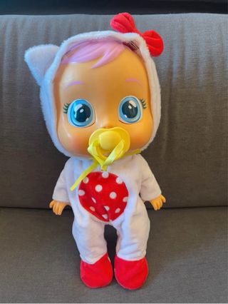 Bebés Llorones Cry Babies Hello Kitty