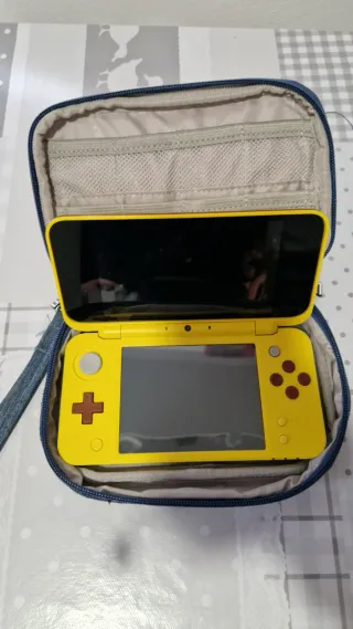 Nintendo 2DS XL Edizione Pikachu