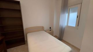 Piso en alquiler en Camino de Ronda - Rosaleda en Granada