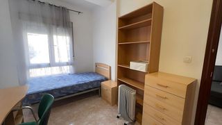 Piso en alquiler en Camino de Ronda - Rosaleda en Granada