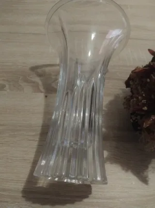 Vaso in cristallo trasparente