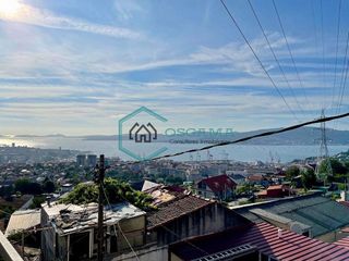 Casa adosada en venta en Lavadores en Vigo