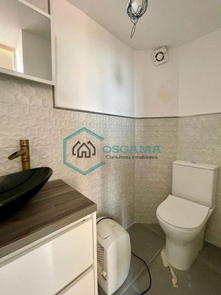 Casa adosada en venta en Lavadores en Vigo