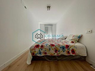 Casa adosada en venta en Lavadores en Vigo