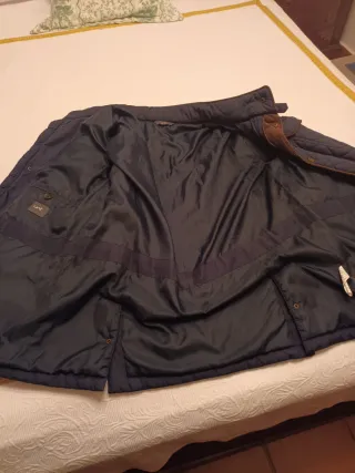 Parka hombre azul y marrón