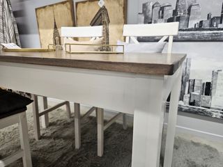 NOVEDAD DESCUENTO Conjunto de mesa y cuatro sillas