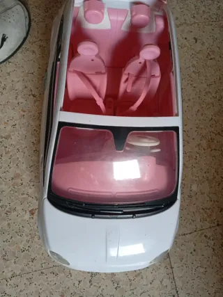 Coche Barbie Fiat 500 Blanco y muñecas barbie