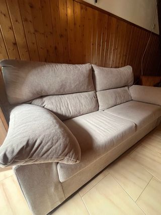 Divano beige in tessuto, come nuovo