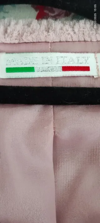 Chaquetón mujer pelo rosa palo, talla única.