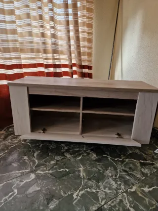 Mueble moderno madera