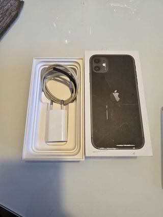 iPhone 11 Negro siempre con protección