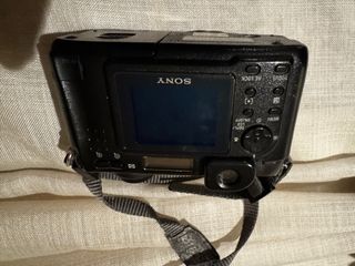 Cámara Sony DSC-S85 MPEGMOVIE EX