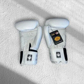 Guantes de  Boxeo Twins 14oz nuevos sin estrenar