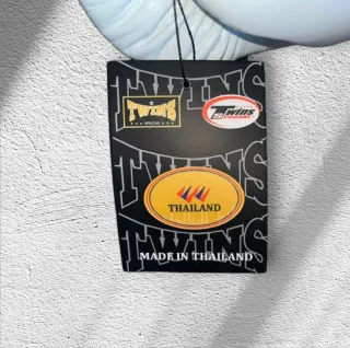 Guantes de  Boxeo Twins 14oz nuevos sin estrenar