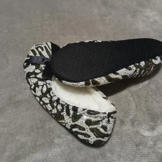 Bailarinas con lentejuelas y lazo