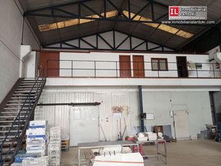 Nave industrial en venta en Lezo