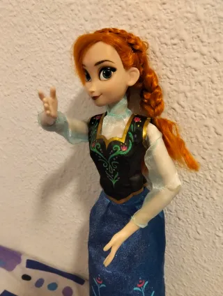 Muñeca Anna Cantarina Frozen