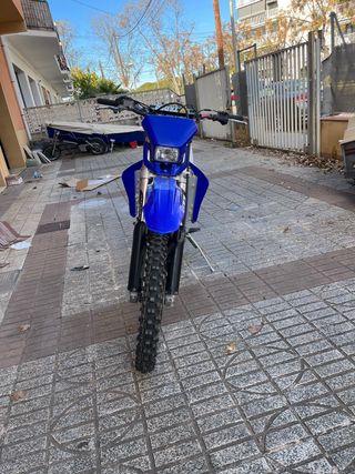 Yamaha WR 450 con averia