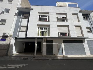 Garaje en venta en Coria