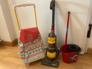 carrito, fregona y aspirador juguete