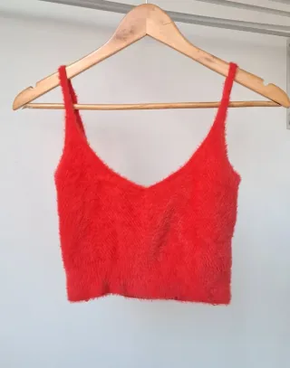 Top peludo rojo