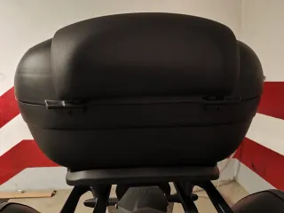 Baúl SHAD SH46 Negro