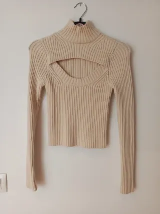 Jersey Bershka con escote beige XS