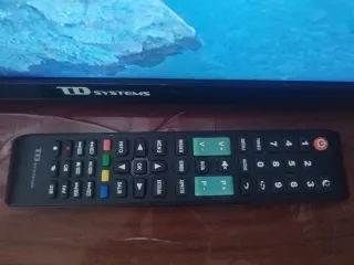 TV TD SYSTEM 50" SMART TV 4K PERFECTO ESTADO