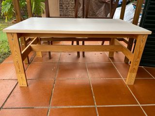 Mesa baja madera niños Ikea