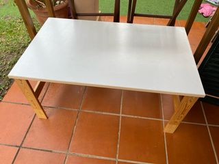 Mesa baja madera niños Ikea