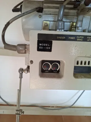 Máquina de coser industrial Dürkopp Adler 245-531