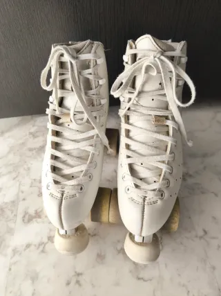 Patines de patinaje artístico