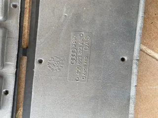 Aislante Térmico Audi A8 D2