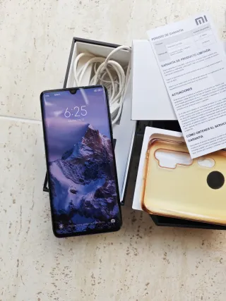 Xiaomi Mi Note 10  ,128gb, 6,47" ,Amoled, 5260mAh.