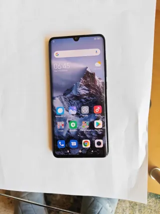 Xiaomi Mi Note 10  ,128gb, 6,47" ,Amoled, 5260mAh.