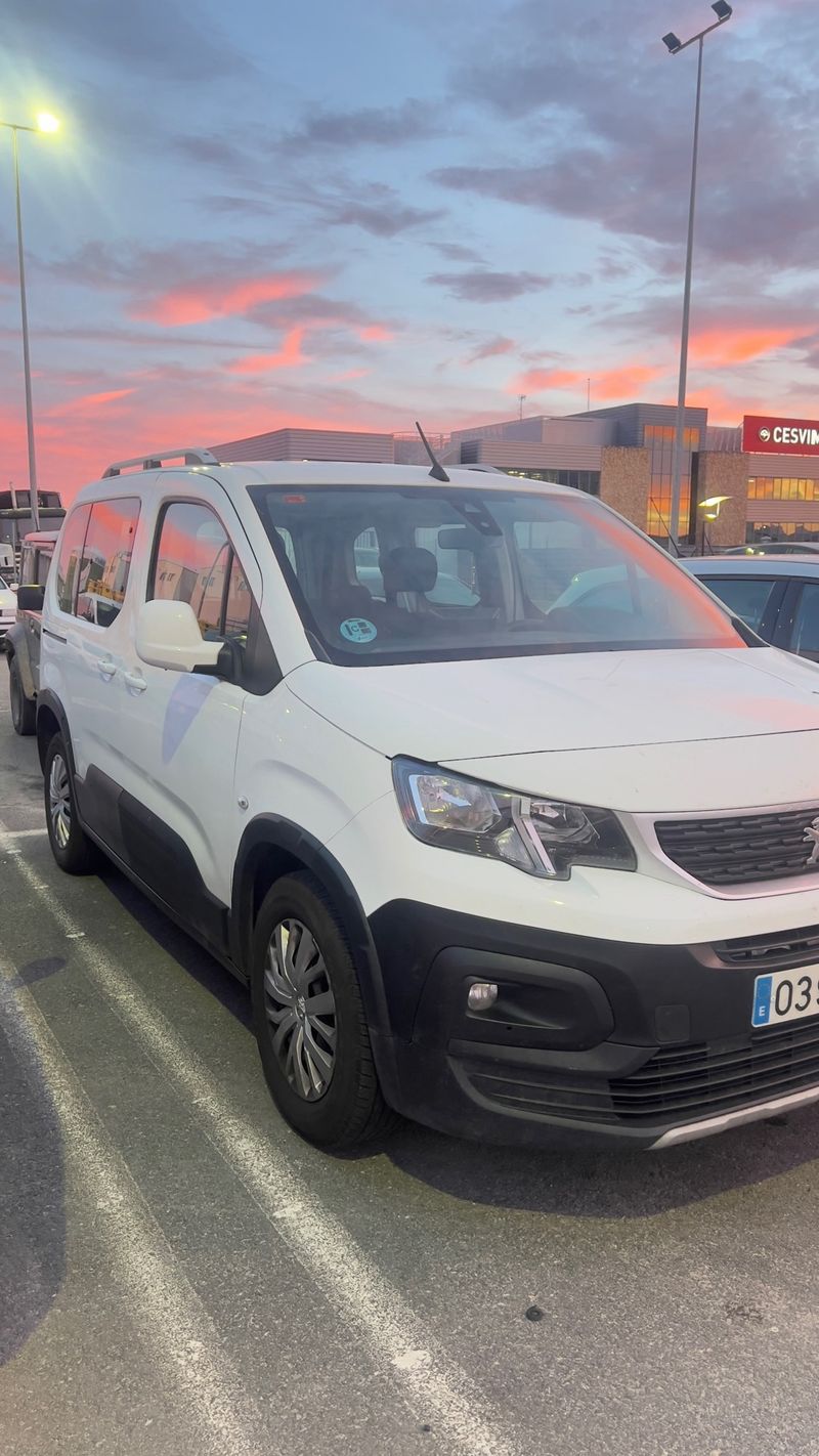 Peugeot Rifter 6/4/2021 - foto 1