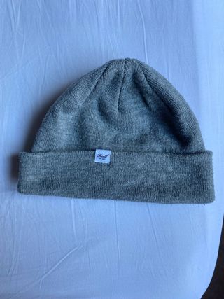 Gorro Reell gris