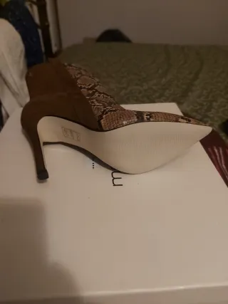 Stivaletti Motivi maculati tacco alto n 38