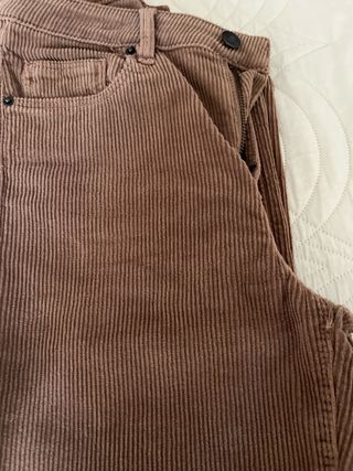 Pantalón pana marrón claro