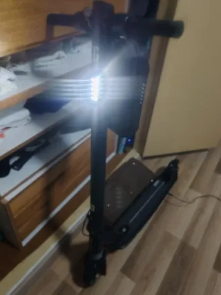 Patinete Eléctrico Ecogyro Negro usado