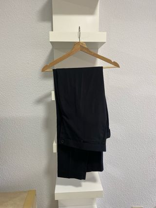 Traje negro Easywear talla L. Usado 2 veces