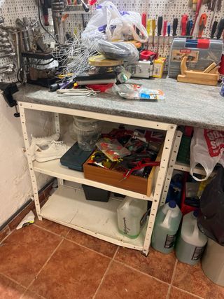 Banco y panel de herramientas 2,30M x 0,55 M