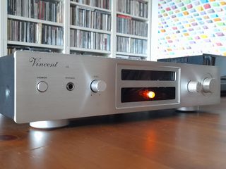 Preamplificador artesanal con válvula ECC82