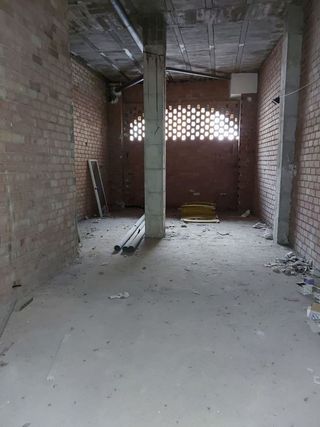 Local comercial en venta en Úbeda