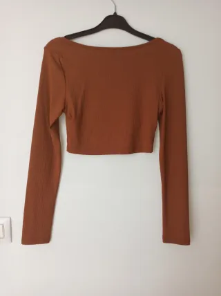 Top Shein manga larga marrón fruncido