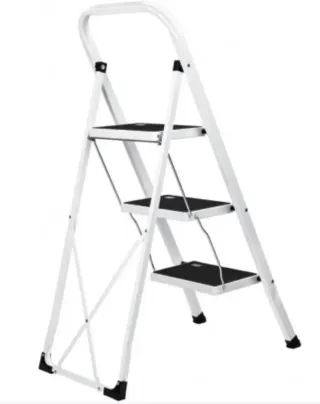 Escalera metálica 3 peldaños