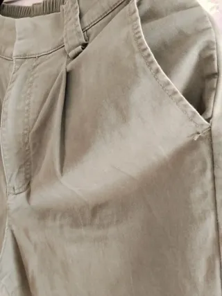 Pantalón verde jogger