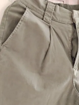 Pantalón verde jogger