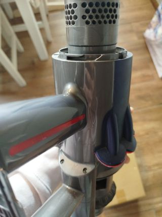 Cuerpo y motor ciclón Dyson 12