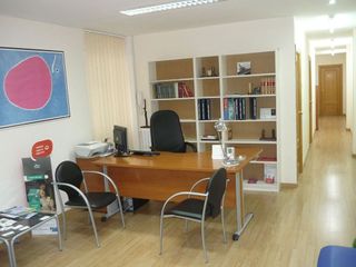 Oficina en alquiler en Paseo Sagasta en Zaragoza